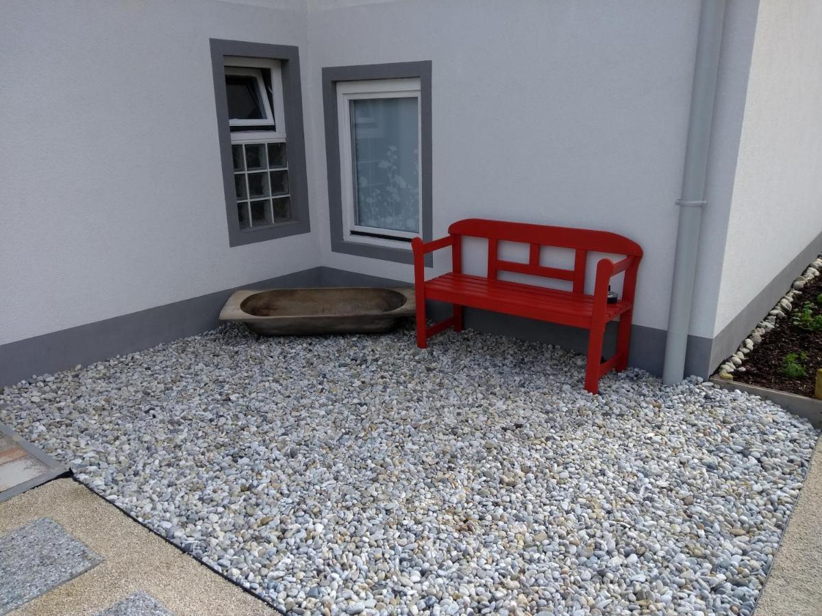Jade Vendeghaz Apartment Pápa Exterior photo